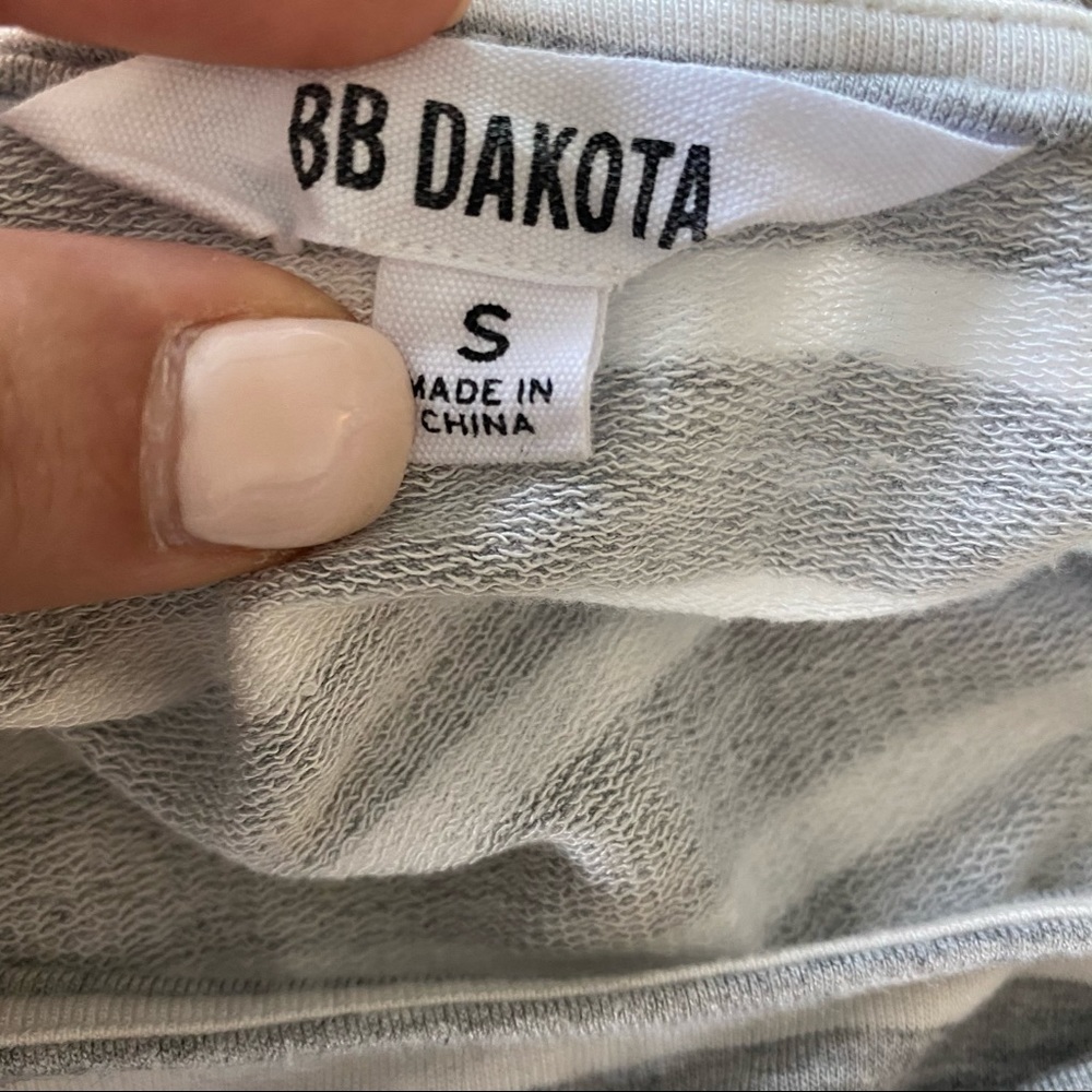BB Dakota Striped Top - Picture 7 of 8